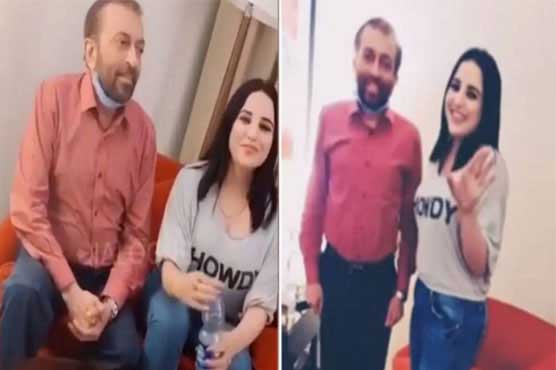 ایم کیو ایم رÛنما ÙØ§Ø±ÙˆÙ‚ ستار Ú©Û’ ØØ±ÛŒÙ… Ø´Ø§Û Ú©ÛŒØ³Ø§ØªÚ¾ ویڈیو Ú©Û’ چرچے