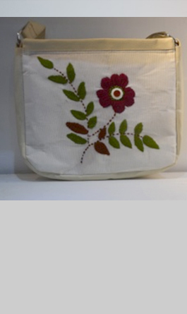 WHITE BAG/HAND EMBROIDERY